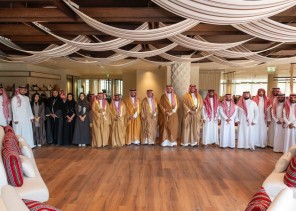 الأمير تركي بن محمد بن فهد يُدشن المبنى الرئيسي لهيئة تطوير محمية الإمام تركي بن عبدالله الملكية الأمير تركي بن محمد بن فهد يُدشن المبنى الرئيسي لهيئة تطوير محمية الإمام تركي بن عبدالله الملكية