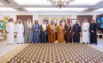 سمو أمير القصيم يستقبل رئيس وأعضاء مجلس إدارة نادي النجمة الرياضي الجديد سمو أمير القصيم يستقبل رئيس وأعضاء مجلس إدارة نادي النجمة الرياضي الجديد