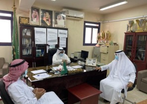 محافظ بيش يشهد صباح اليوم إنطلاقة العام الدراسي الجديد 1443هـ محافظ بيش يشهد صباح اليوم إنطلاقة العام الدراسي الجديد 1443هـ