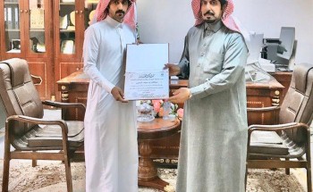 محافظ ضرية “صالح بن مبارك الشعمل” يكرم فريق صقاقير ضرية محافظ ضرية “صالح بن مبارك الشعمل” يكرم فريق صقاقير ضرية