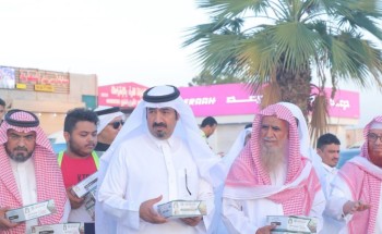 محافظ بيش يشارك جمعية الدعوة في توزيع وجبات الافطار.. والافطار الجماعي السنوي