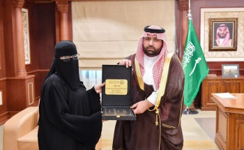 نائب أمير جازان يستقبل رئيسة مجلس إدارة جمعية ” الأنامل المبدعة للحرف والمهن “ نائب أمير جازان يستقبل رئيسة مجلس إدارة جمعية ” الأنامل المبدعة للحرف والمهن “