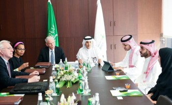 مركز الملك عبد العزيز للحوار الوطني يستقبل وفداً من مجلس سياسة الشرق الأوسط ويبحث معه سبل تعزيز التعاون المشترك ونشر قيم الحوار والتعايش