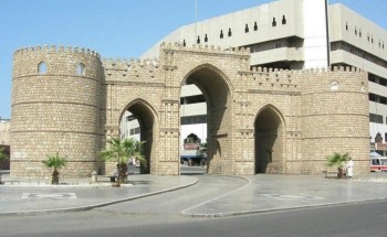 بني قبل أكثر من 500 عام .. شاهد: قصة “باب مكة” الذي حمت المدينة من الغزاة بني قبل أكثر من 500 عام .. شاهد: قصة “باب مكة” الذي حمت المدينة من الغزاة