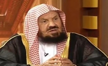 بالفيديو.. الشيخ المنيع يوضح حكم قراءة القرآن من الجوال على غير وضوء