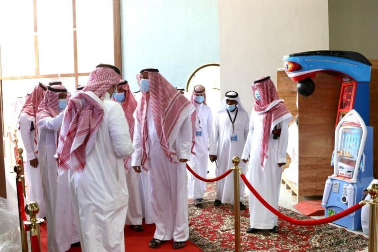 الحسام يتفقد مشروع صالة الألعاب بفراشة المندق