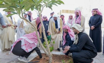 وزير الشؤون الإسلامية يدشن مشروع تشجير مساجد وجوامع منطقة القصيم