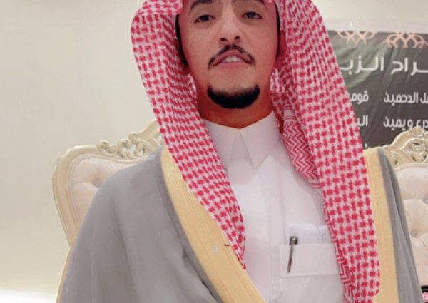وسط محاورة شعرية أحياها عدد من رموز شعراء القلطة .. أحمد بن حمد الزبني يحتفل بزواج نجله الدكتور “حمد” في قصر النخيل بـ”حائل”