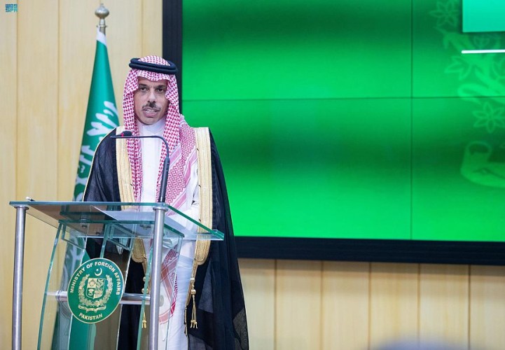 وزير الخارجية يصف المحادثات مع باكستان بالمثمرة للغاية